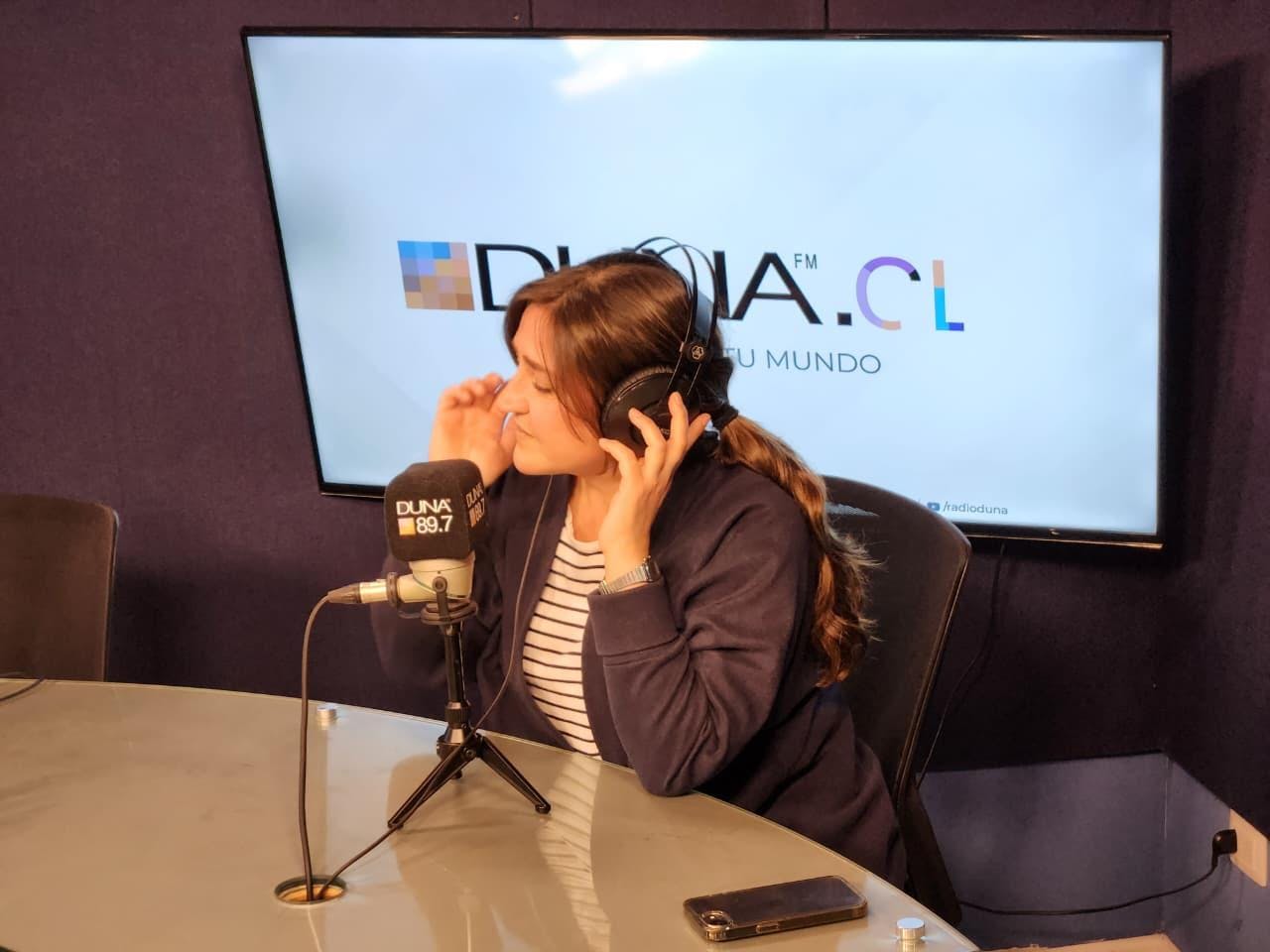 Javiera Chamorro: "Muchos de los pasajeros reconocen las estaciones por los murales que tienen"