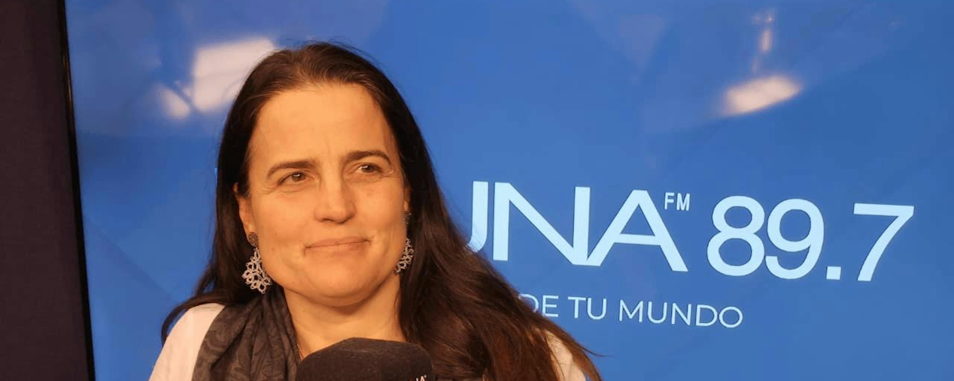 Adelaida Larraín: "La técnica del tejido necesita mucha agua para llegar a la colorimetría que ellos ocupan"