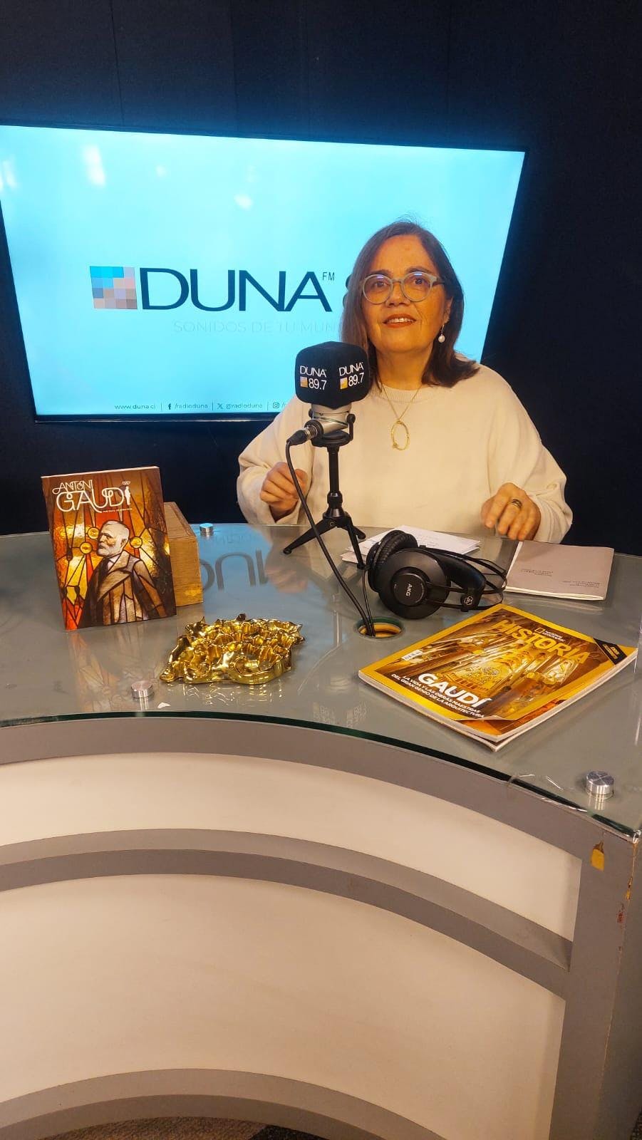 Beatriz Valenzuela: "Hay muchas obras fuera de Cataluña, pero fuera de España solo hay tres. Una de ellos es la Capilla Nuestra Señora de Los Ángeles, en Rancagua"