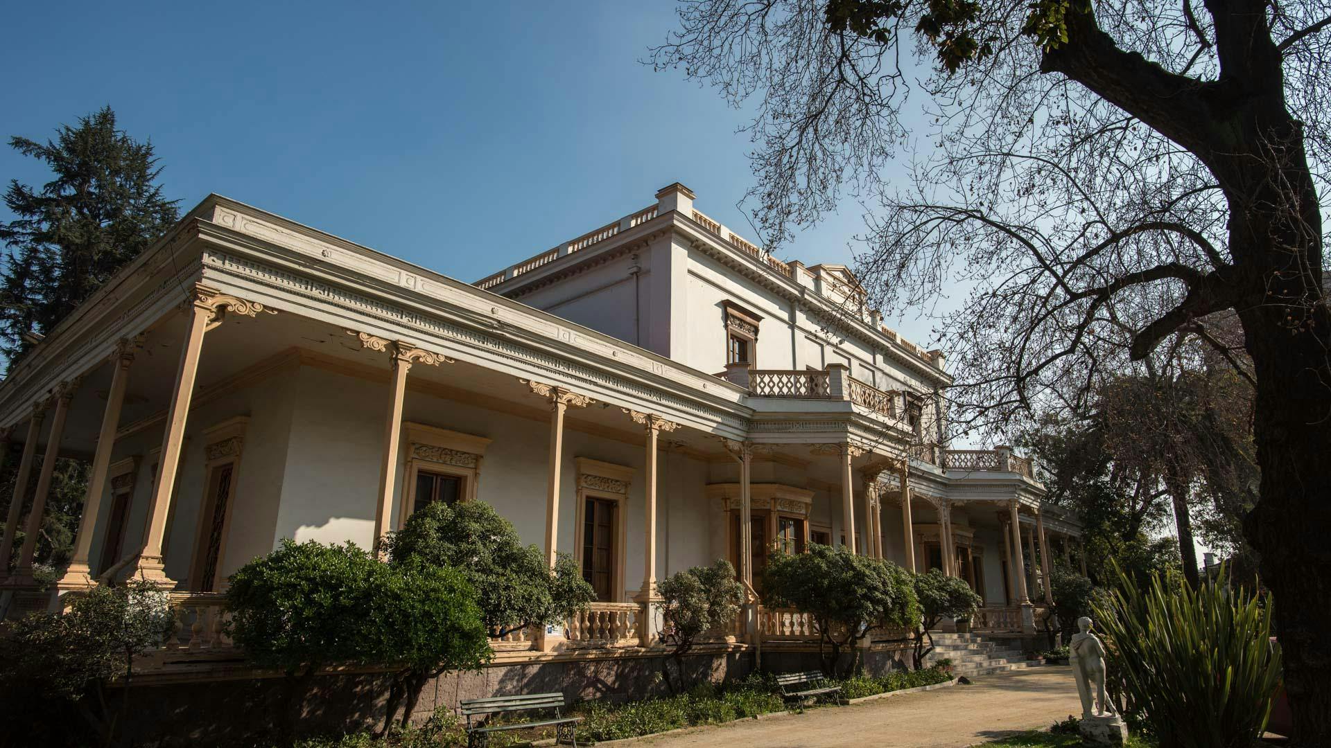 ¿Te tinca?: Música, baile y decoración en distintos lugares de Santiago