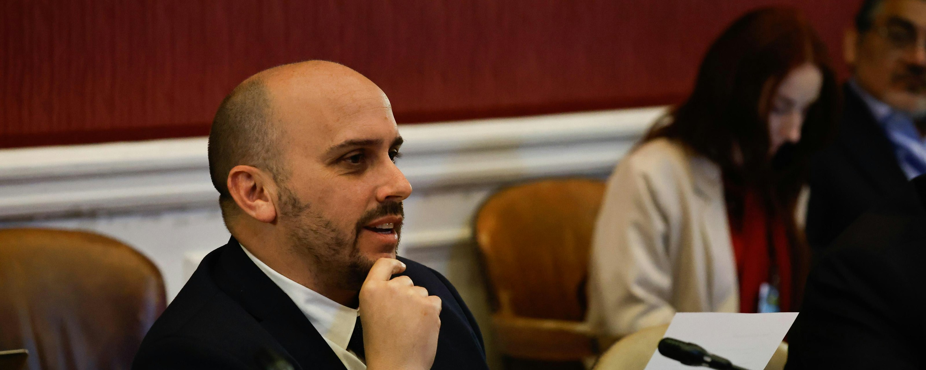 Andrés Longton: "Es importante el equilibrio, porque uno puede establecer una seguridad sin límites, pero esto puede limitar las mismas libertades que uno quiere proteger"