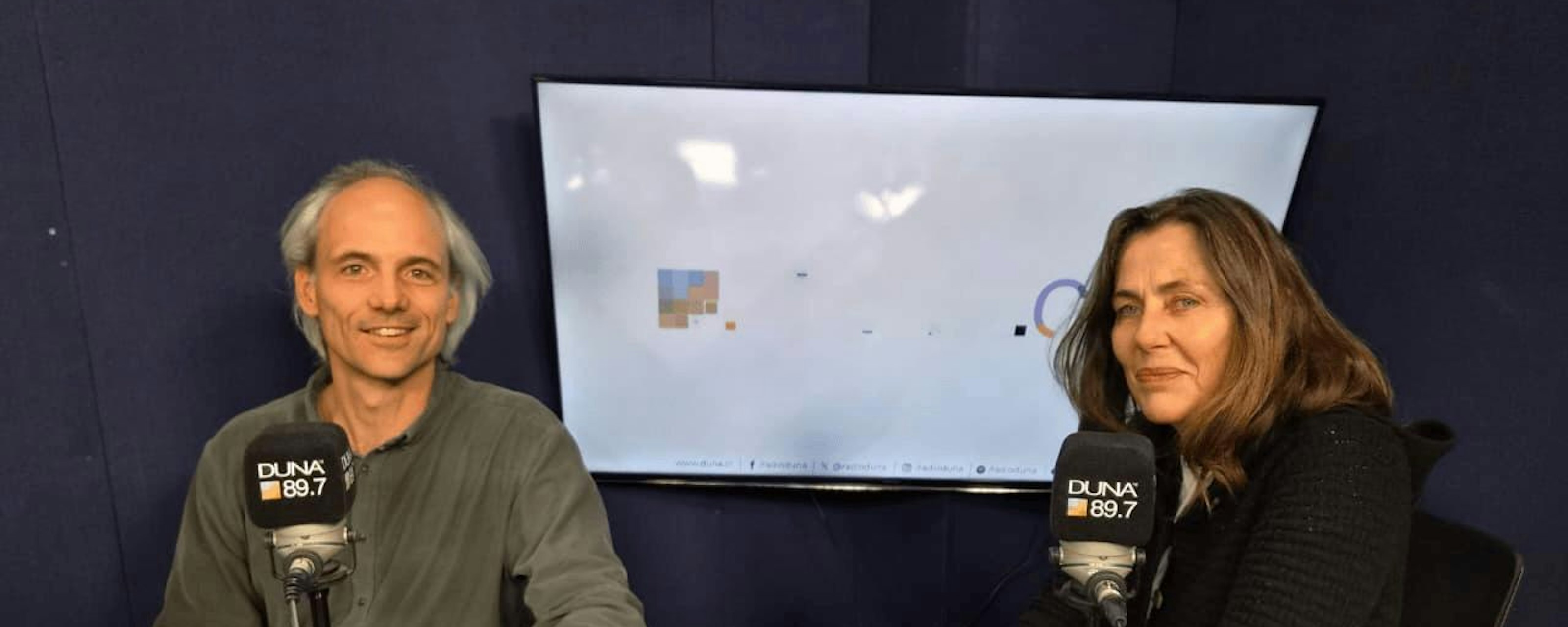 Francisco Undurraga y Silvia Veloso: "Es muy importante que se hagan estudios sobre la poesía y que se explore la literatura en general".