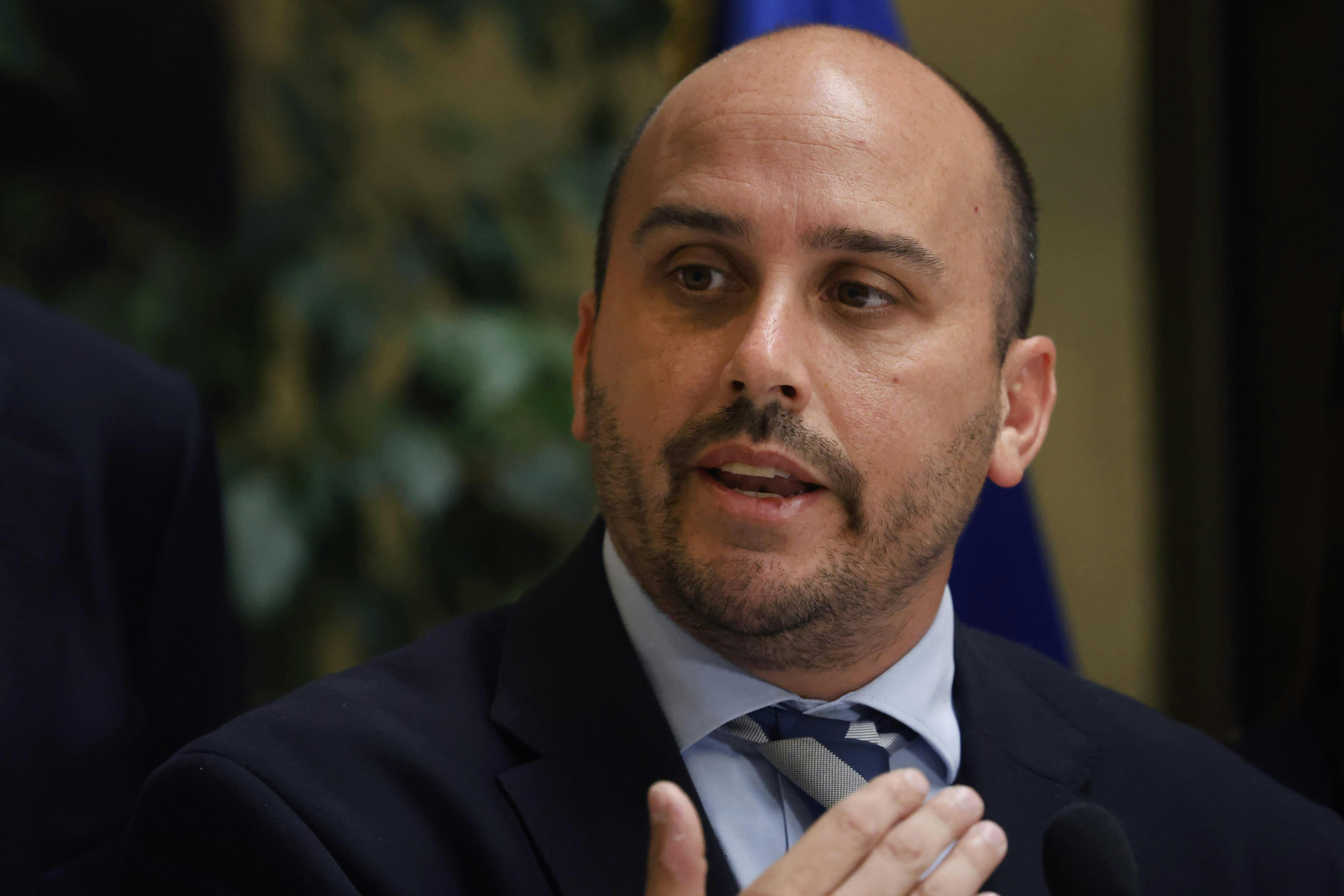 Andrés Longton: "A mí me da lo mismo si con el nuevo proyecto de seguridad se retire el del Gobierno. Esa es una exigencia de la oposición"
