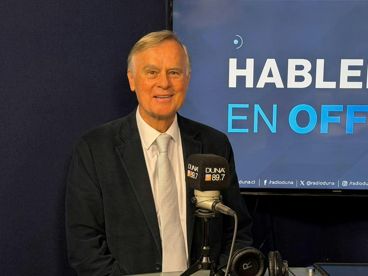 Klaus Schmidt-Hebbel: "Este Gobierno va a hacer todo lo posible con no llegar al 45% de deuda y va bien encaminado (...) La solicitud de más deuda no me importa nada"