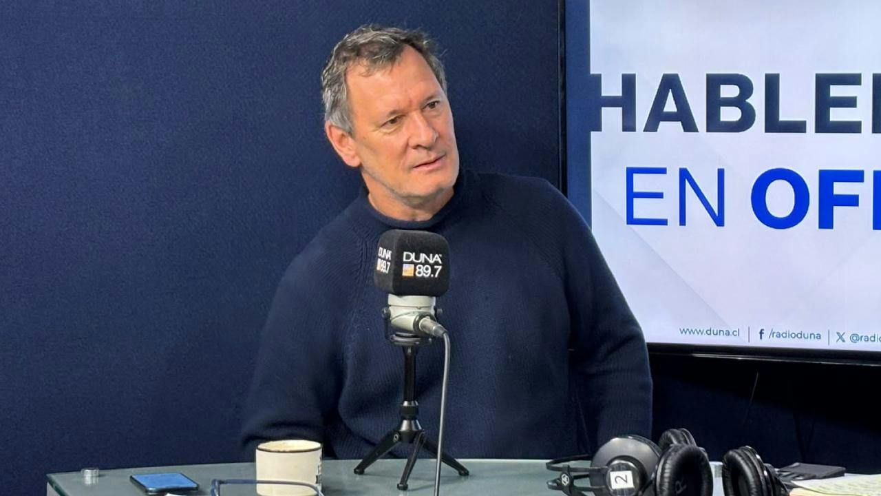 Raphael Bergoeing: "Este es un presupuesto austero, quiebra la trayectoria en términos de que el déficit viene de más a menos y se quiebra la trayectoria de deuda sobre el  PIB"