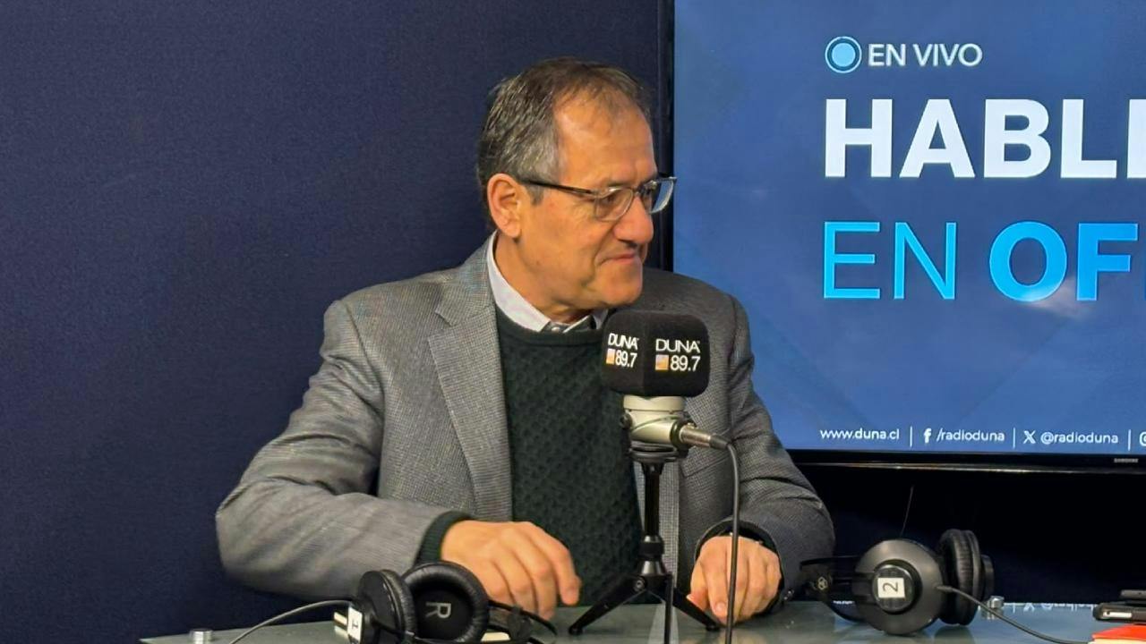 Harald Beyer: "Francia este año va a crecer 0,4%, esta manifestacion parte por el deterioro de la educación pública"