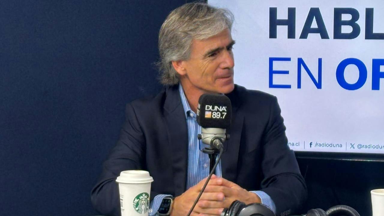José Ramón Valente por pérdidas de AFPs: "Las AFPs invirtieron en instrumentos de mucho más larga duración que tú pensión, entonces agregaron riesgos a tú jubilación"