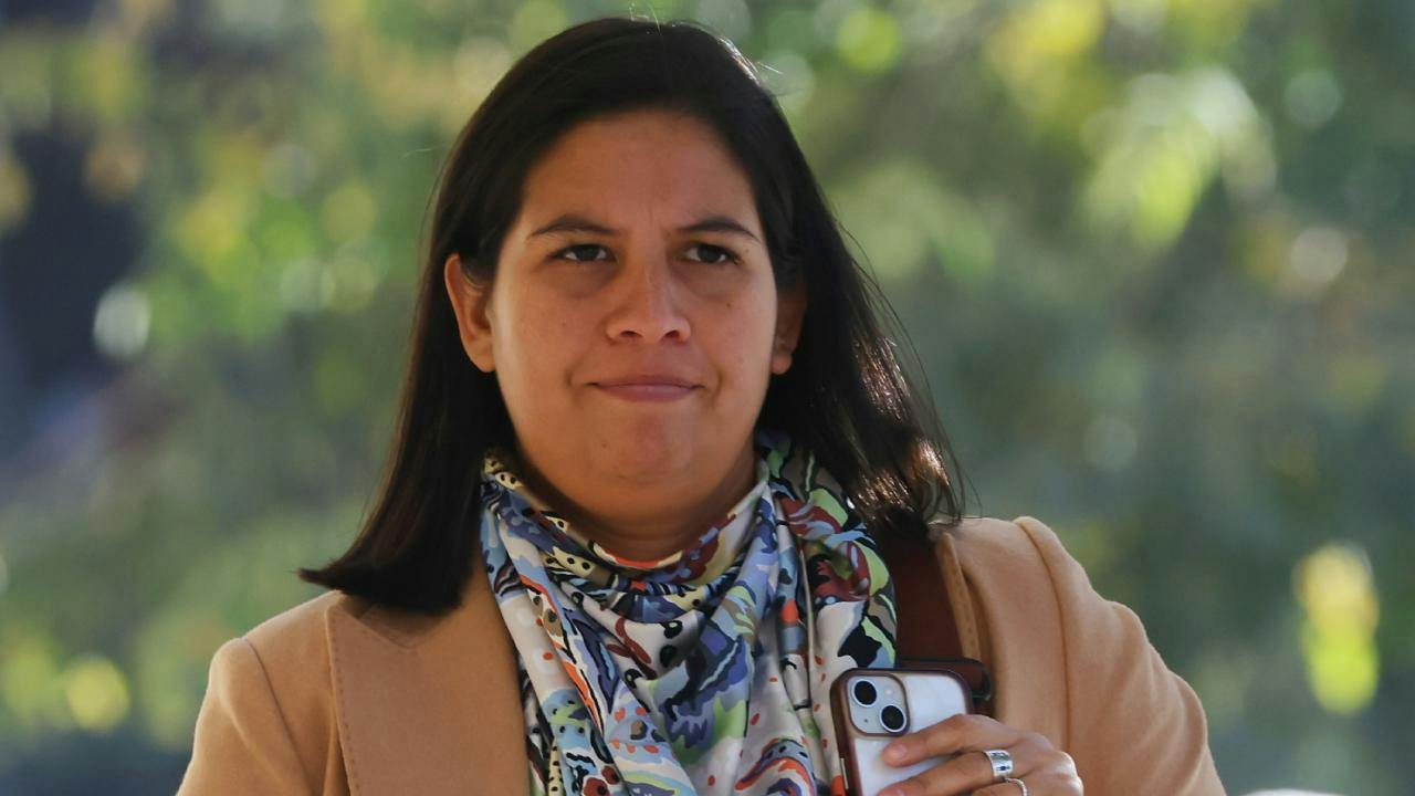 Andrea Balladares por ministro Rabat: "Creo que logró explicar lo que había detrás de estos decretos. Si creo que quedan algunas dudas aún, sobre todo en los casos que se van conociendo públicamente"