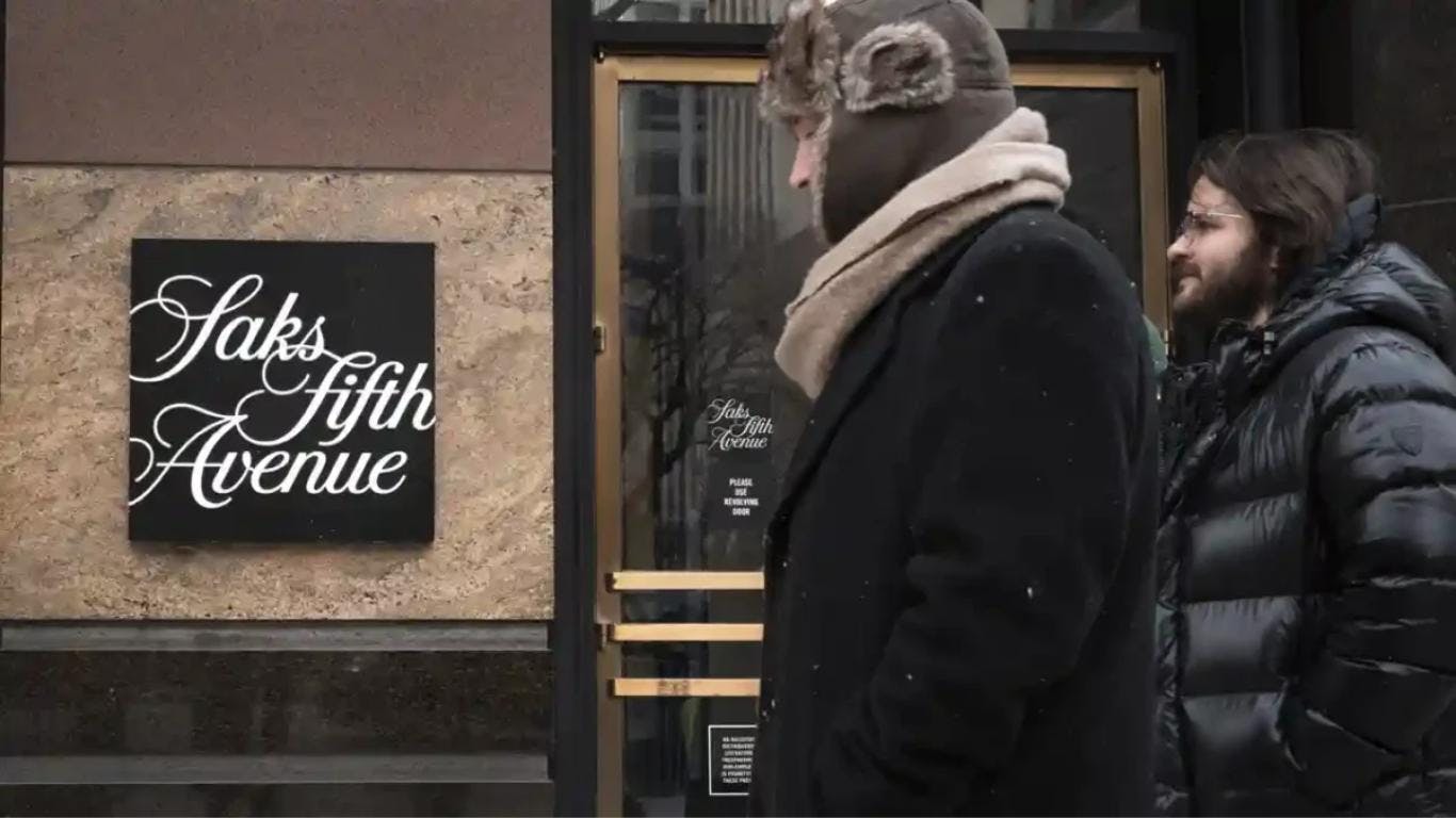 Saks Global se declara en bancarrota tras deuda insostenible