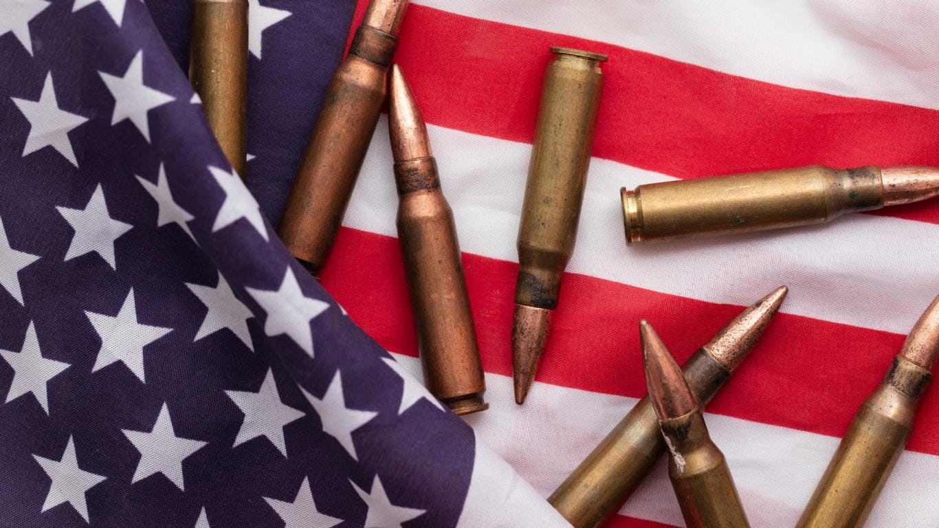 Florida a un paso de permitir que jóvenes de 18 años compren rifles y escopetas