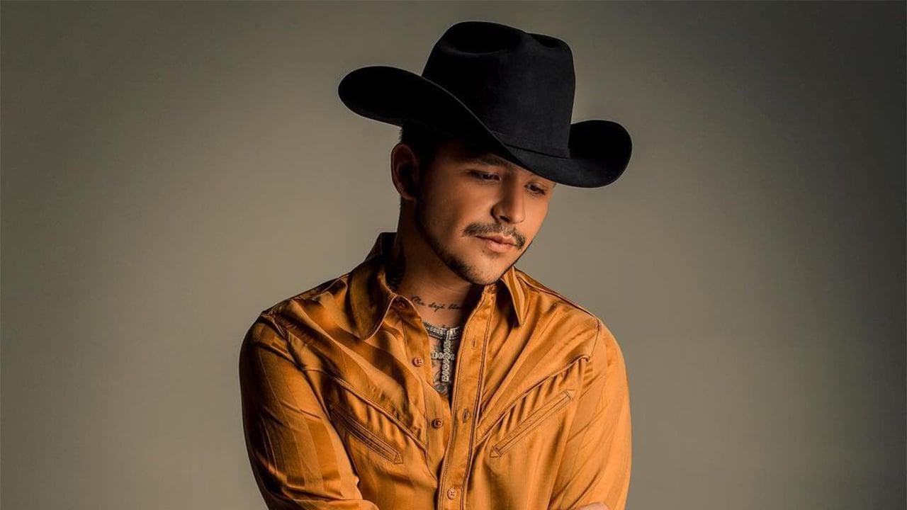 Christian Nodal comparte conversaciones y revela detalles de su próximo álbum
