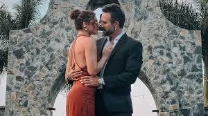 José Ron celebra 14 meses de noviazgo con Lizy Martínez