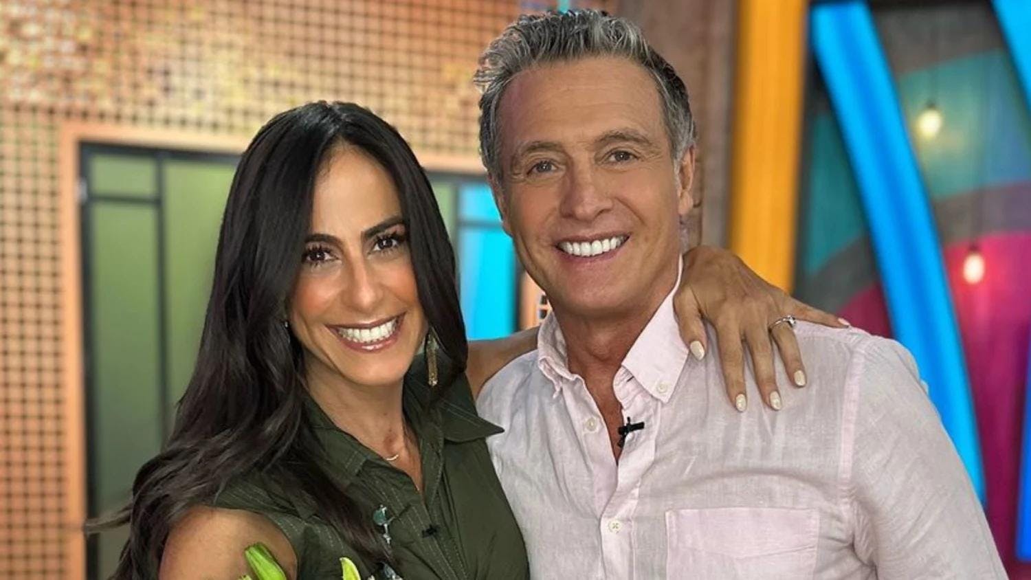 Juan Soler celebra su cumpleaños rodeado de mensajes de amor de su pareja y sus hijas