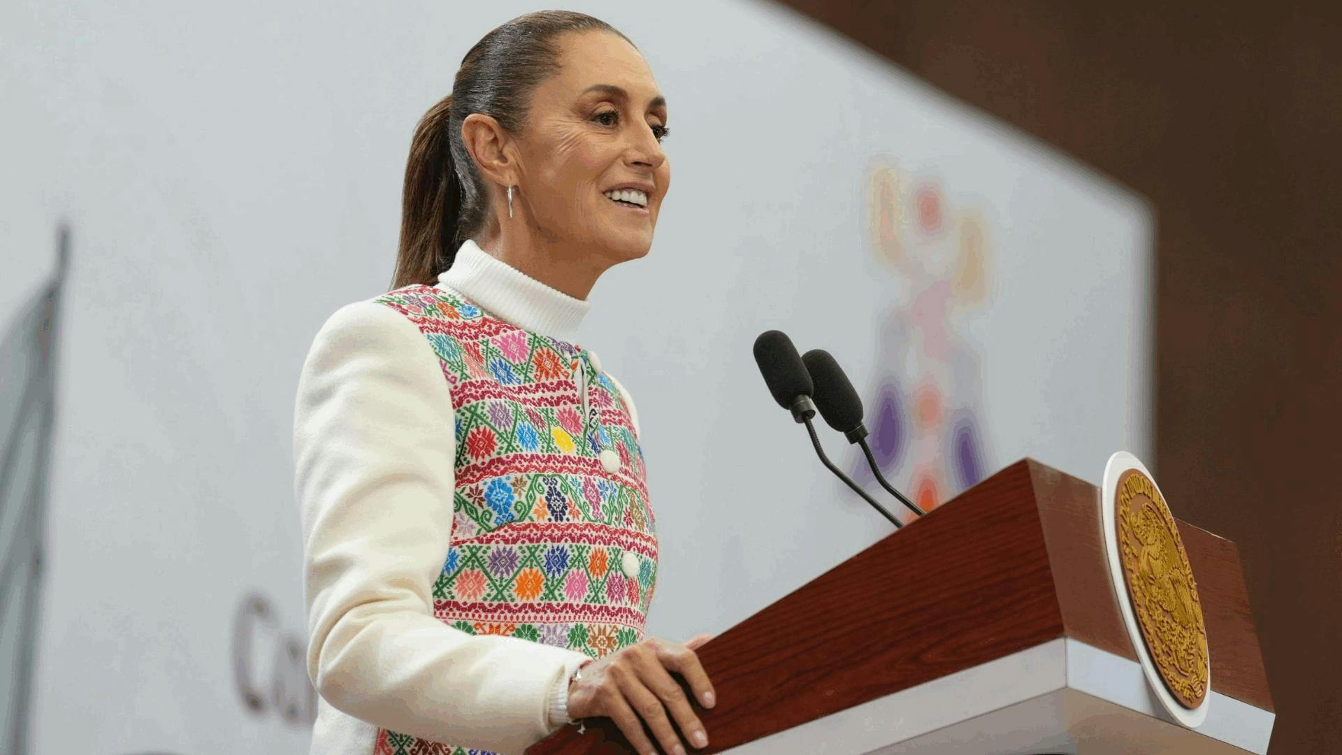 Claudia Sheinbaum visita Veracruz en medio de ola de violencia y desabasto médico