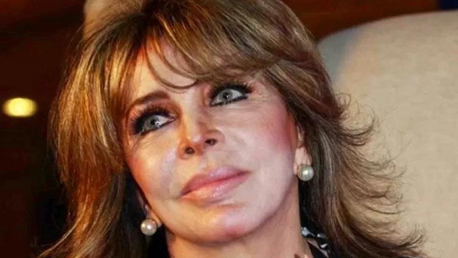 Verónica Castro informa que ya fue dada de alta, pero continúa en recuperación