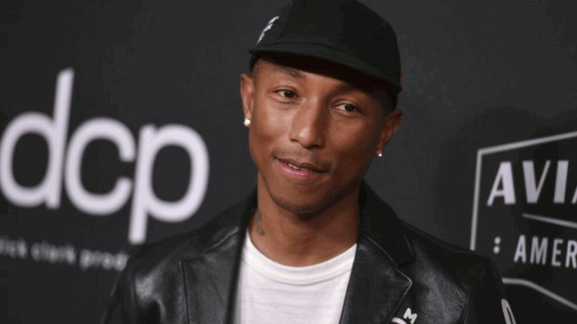 Pharrell Williams insta a líderes de EE.UU. a “encontrar empatía” en ceremonia de homenaje de la Academia de la Grabación
