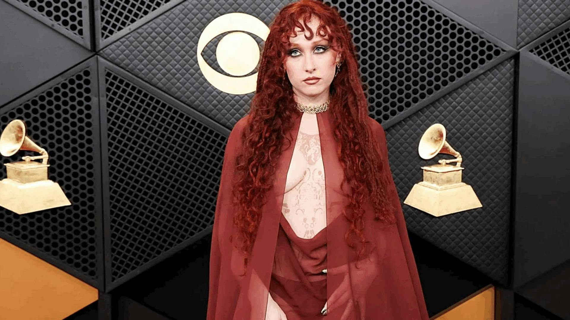 Chappell Roan se ríe de la polémica por su vestido transparente en los Grammy 2026