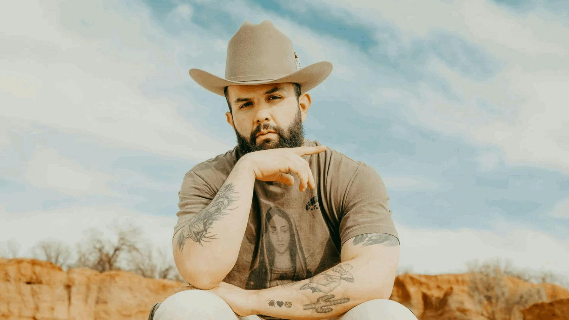 Carín León y The Warning anuncian colaboración sorpresa: "Love to Be Loved"