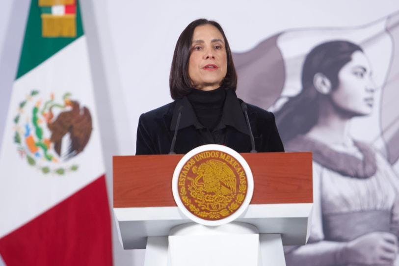 Pemex redujo 20% su deuda total en 2025 y aumentó el procesamiento de petróleo, informa la Sener