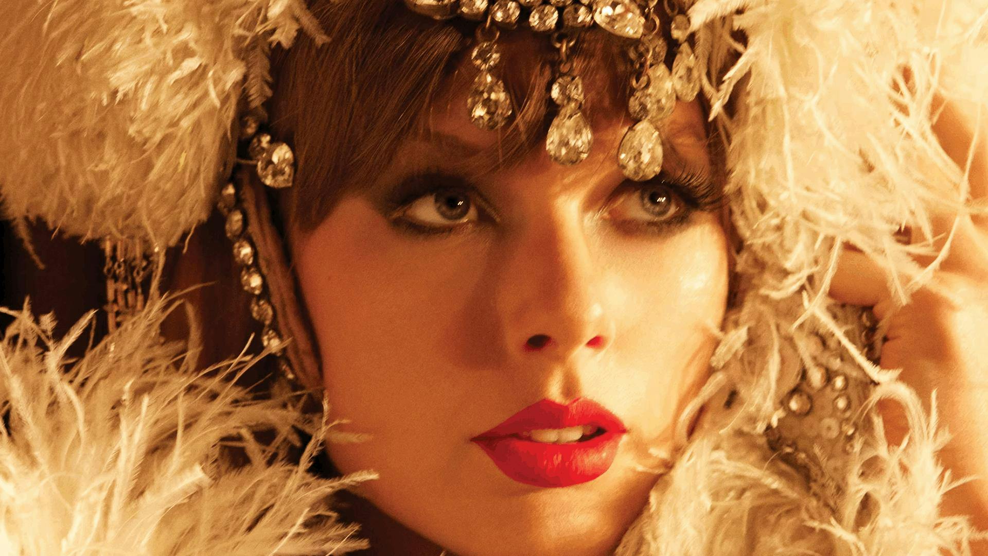 Taylor Swift viaja a los 90 y lanza un videoclip retro y nostálgico para "Opalite" con cameos estelares