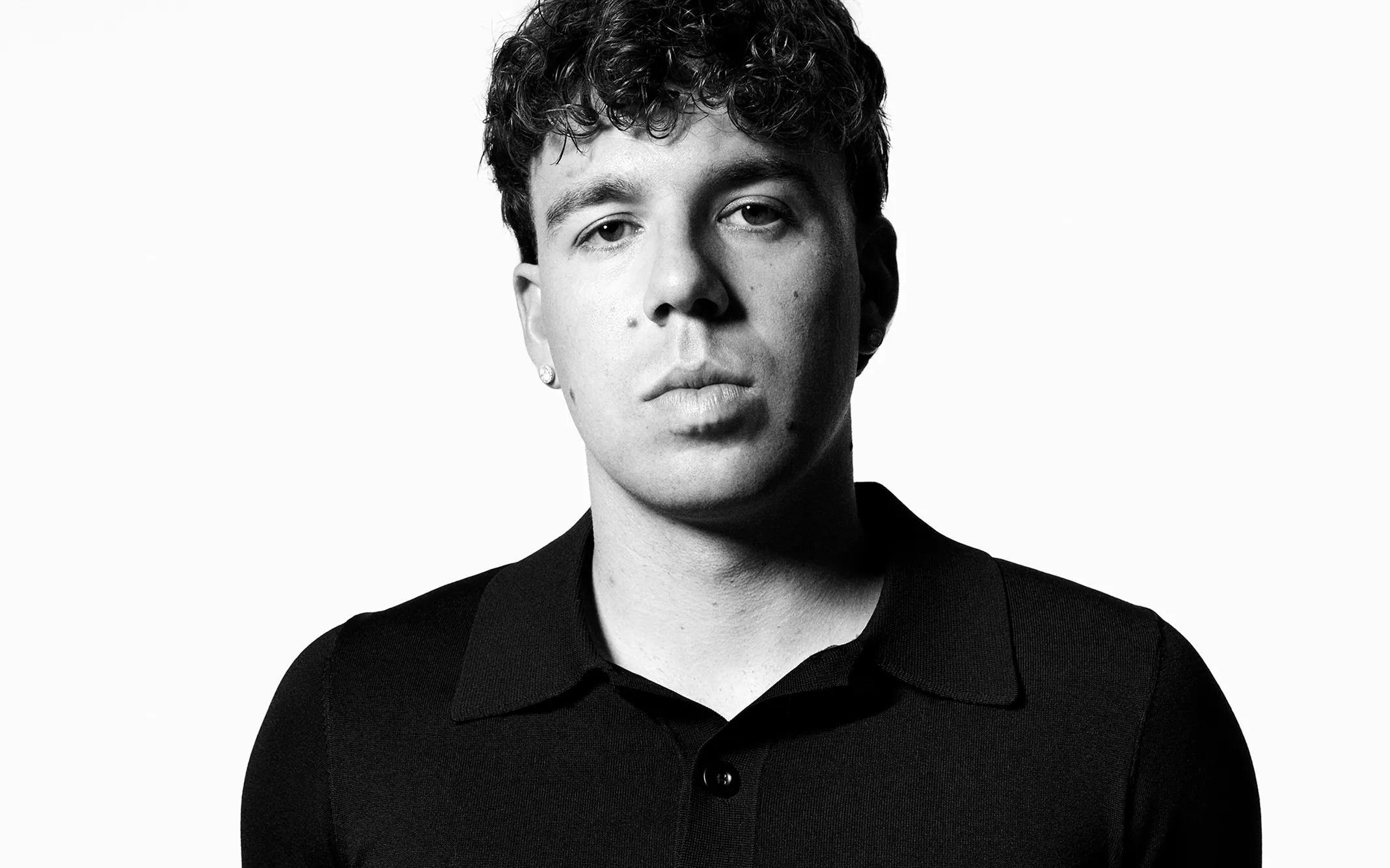 Quevedo anuncia “Ni Borracho”, su próximo sencillo que verá la luz mañana