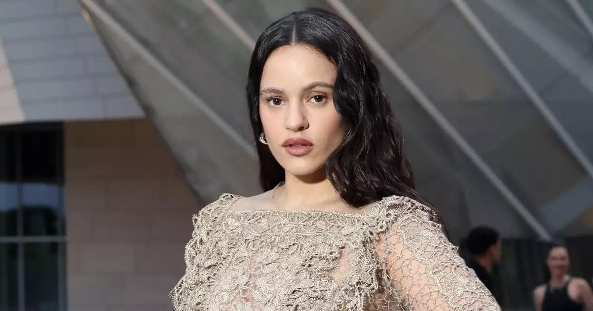Rosalía habla de una ruptura amorosa y fans creen que se refiere a Rauw Alejandro