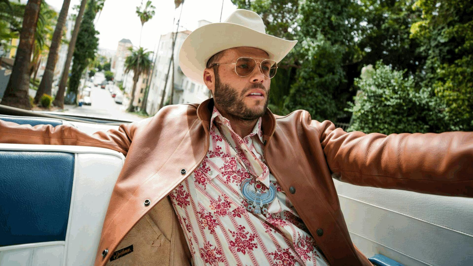 Charley Crockett cancela gira en Canadá tras ser rechazado en la frontera por condena de hace una década