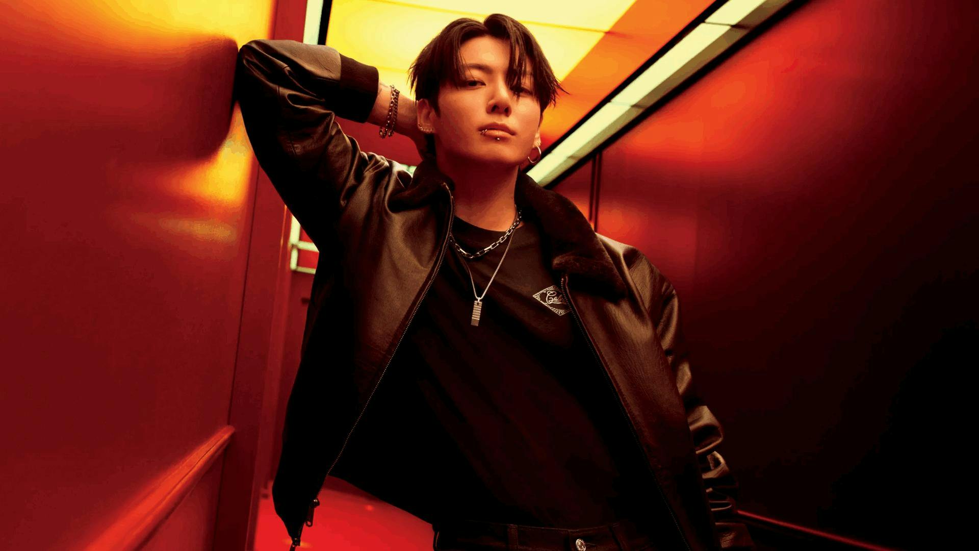 Jung Kook de BTS baila 'Footloose' en un sueño denim para Calvin Klein