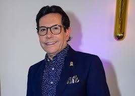 Pepillo Origel se ausenta de Con permiso por grave problema de salud: “Es lo más horrible”