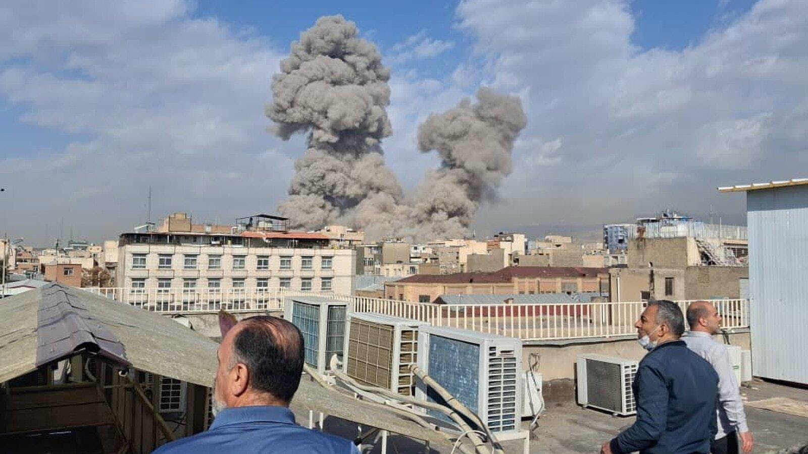 Irán lanza nueva ofensiva contra Israel y afirma tener capacidad de “defensa ofensiva”