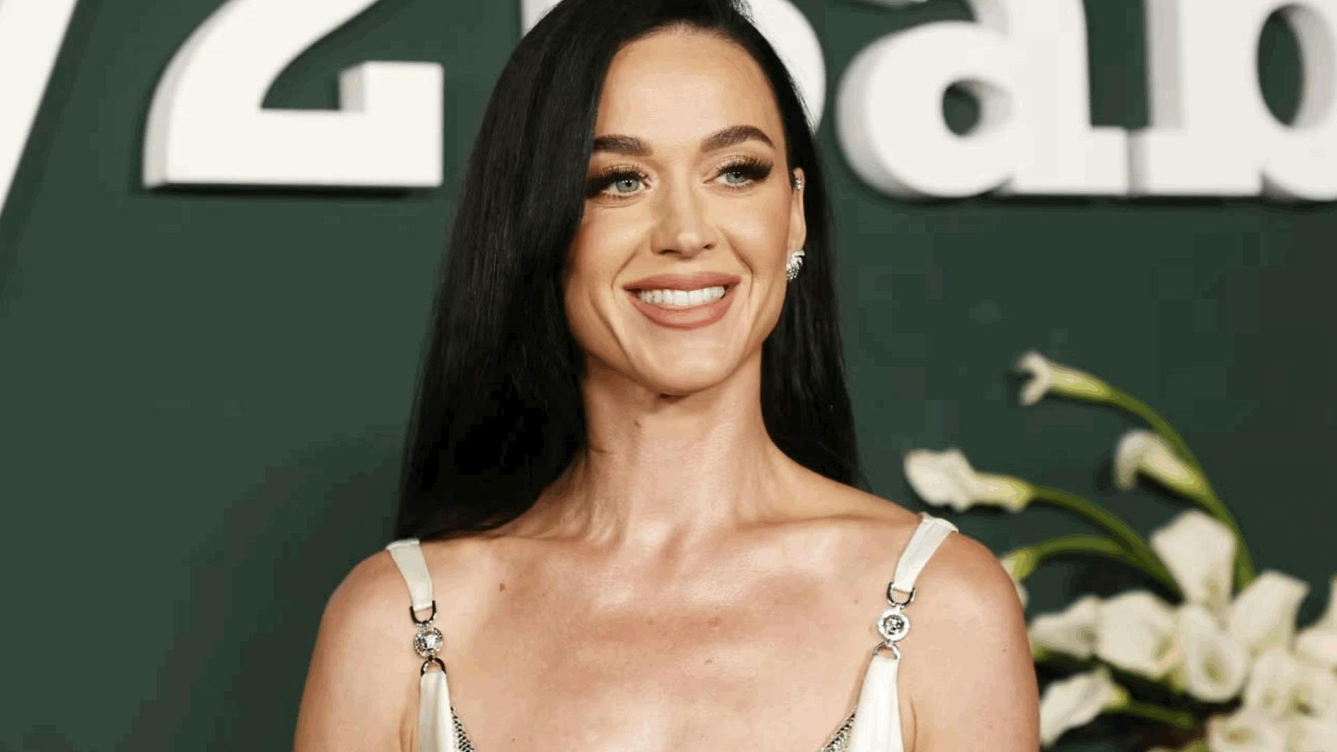 Katy Perry responde con empatía a fan que enfrenta problemas de salud mental y económicos