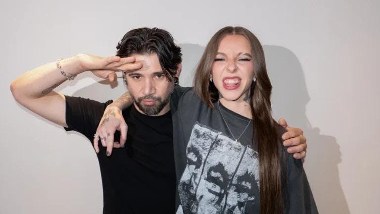 Skrillex y Young Miko lanzan “Duro”, una fusión de electrónica y urbano