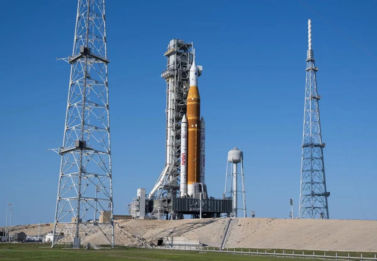 Artemis II despega rumbo a la Luna: astronautas orbitan la Tierra en la cápsula Orión