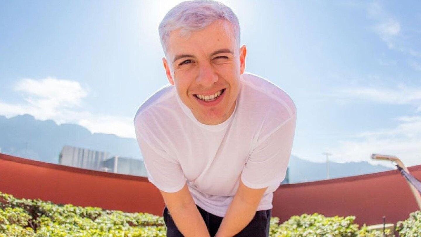 El cantante puertorriqueño Guaynaa participó en el panel The Latin Music Explosion en el Berklee College of Music, donde compartió su trayectoria y reflexiones sobre el crecimiento global de la música