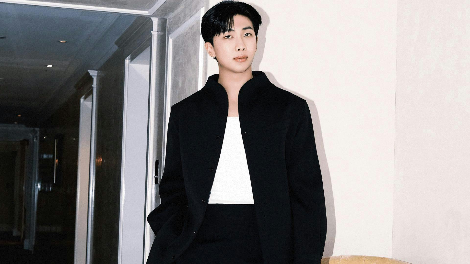 RM de BTS reveló que convenció a la discográfica para permitir las letras explícitas de Jung Kook en “Seven”