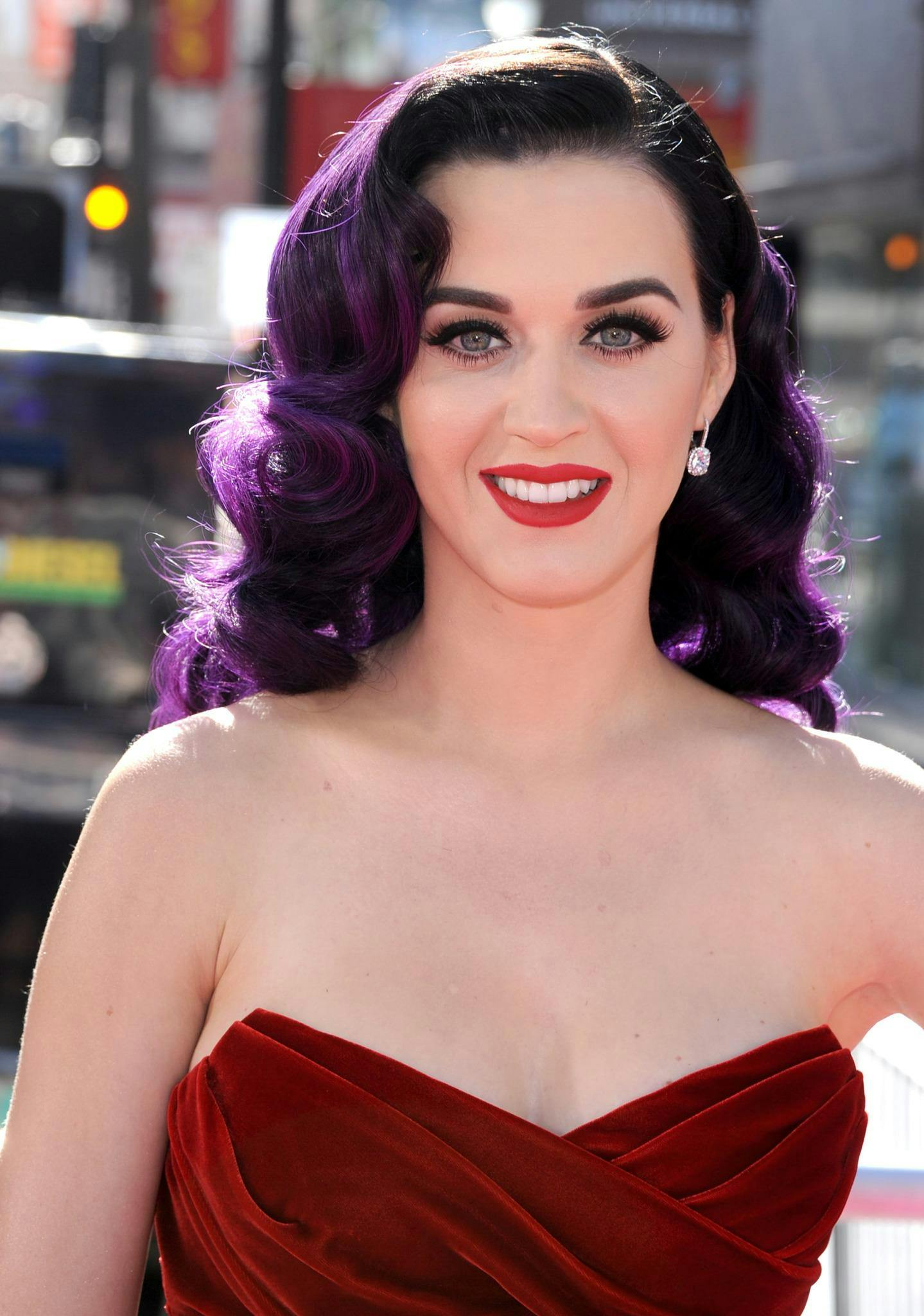 Investigan a Katy Perry en Australia tras denuncia de Ruby Rose