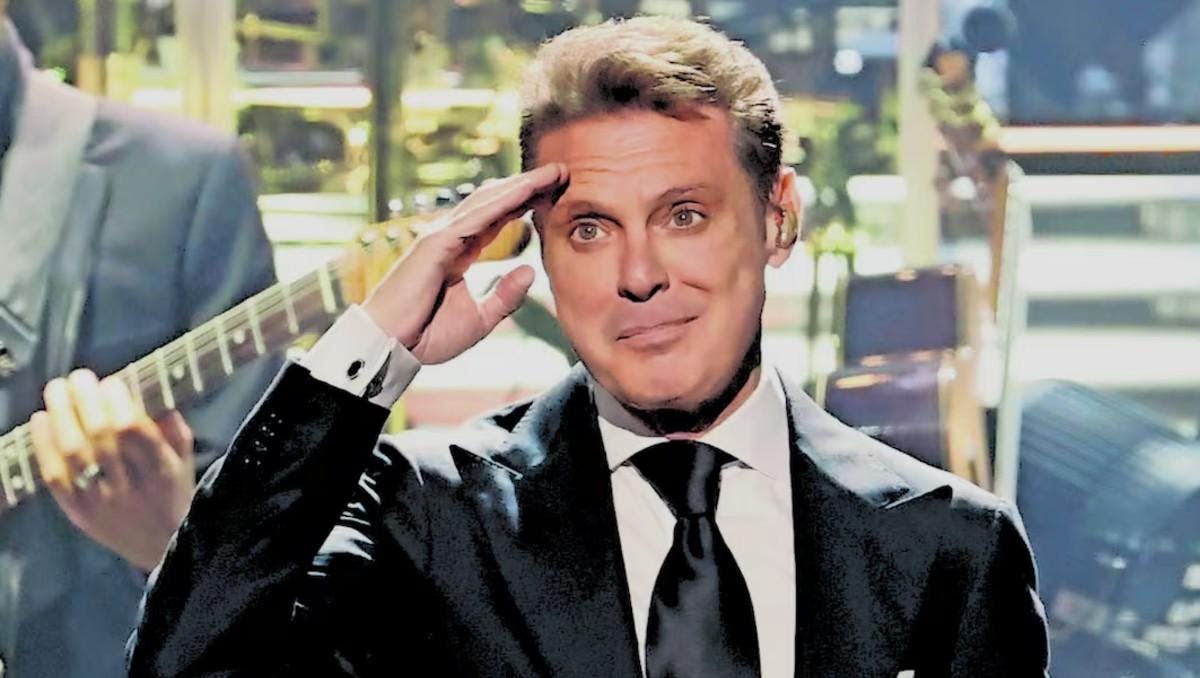 Luis Miguel reaparece con Paloma Cuevas en discreta salida junto a Paloma Cuevas