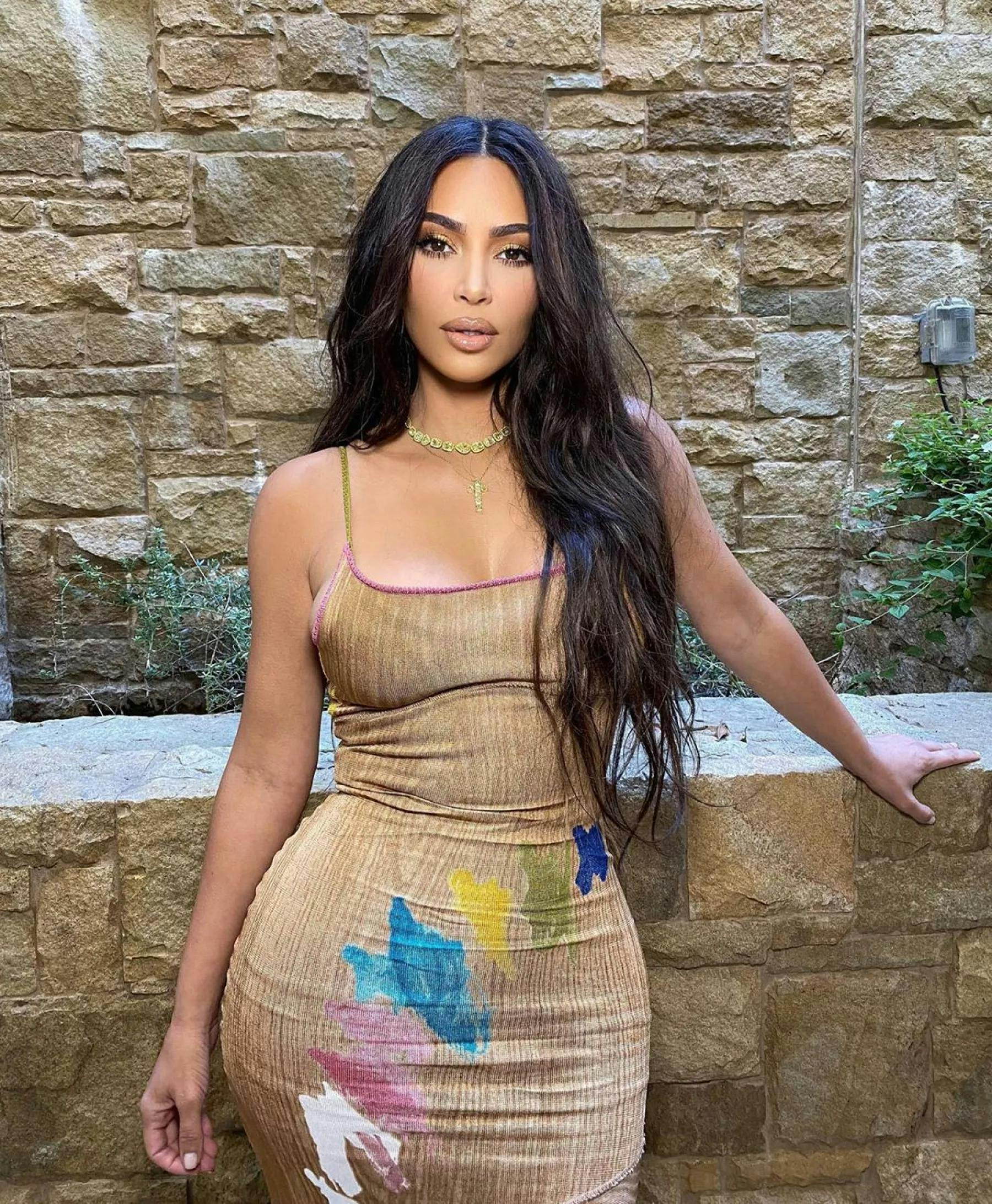 Kim Kardashian comparte primera foto junto a Lewis Hamilton