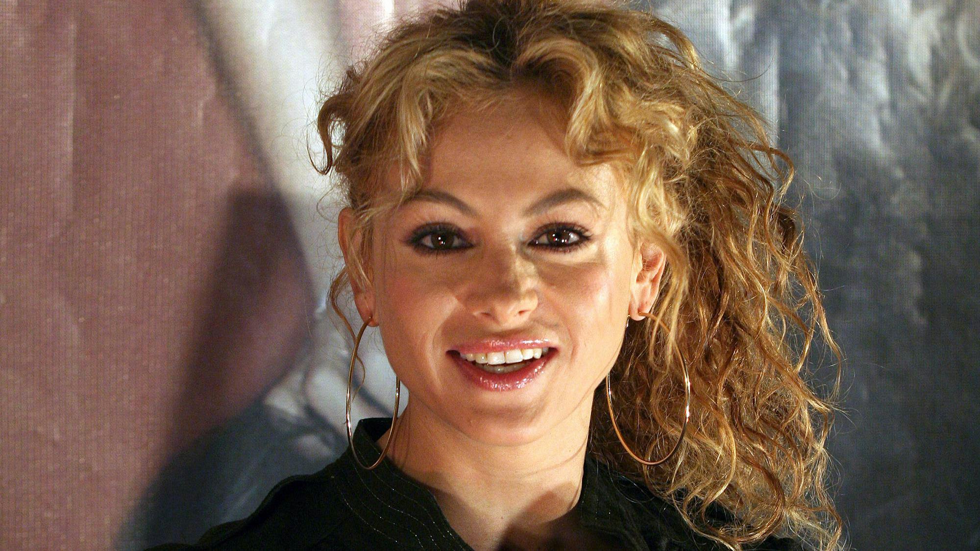 Paulina Rubio rompe el silencio en medio del juicio contra Colate por la custodia de su hijo