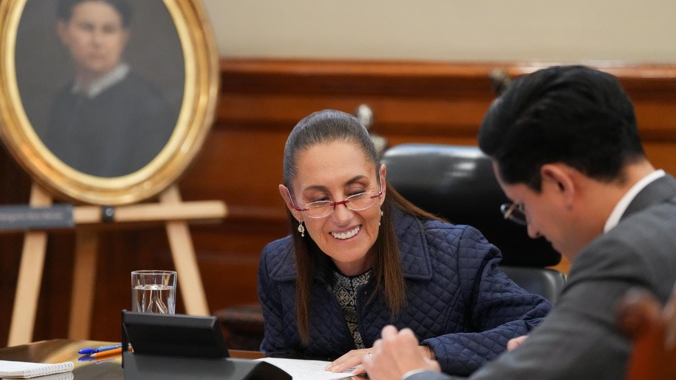 Sheinbaum y Trump sostienen llamada "excelente" tras crisis por agentes de la CIA y caso Rocha Moya