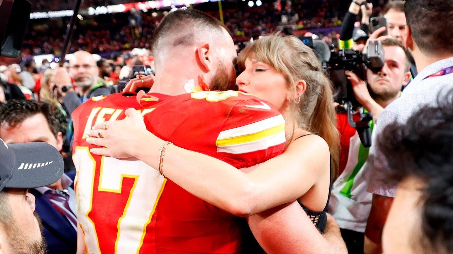 Taylor Swift rompe tradición en su boda y divide opiniones entre invitados