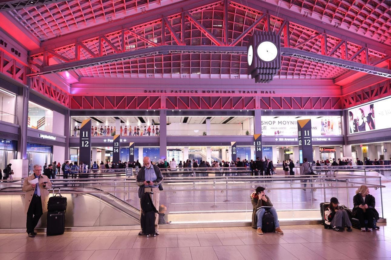 Incendio en Penn Station deja cinco trabajadores ferroviarios heridos en Nueva York