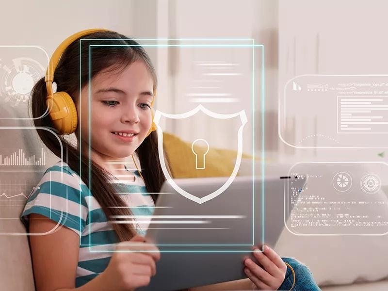 ONU advierte que restringir redes sociales por edad no protege realmente a los niños