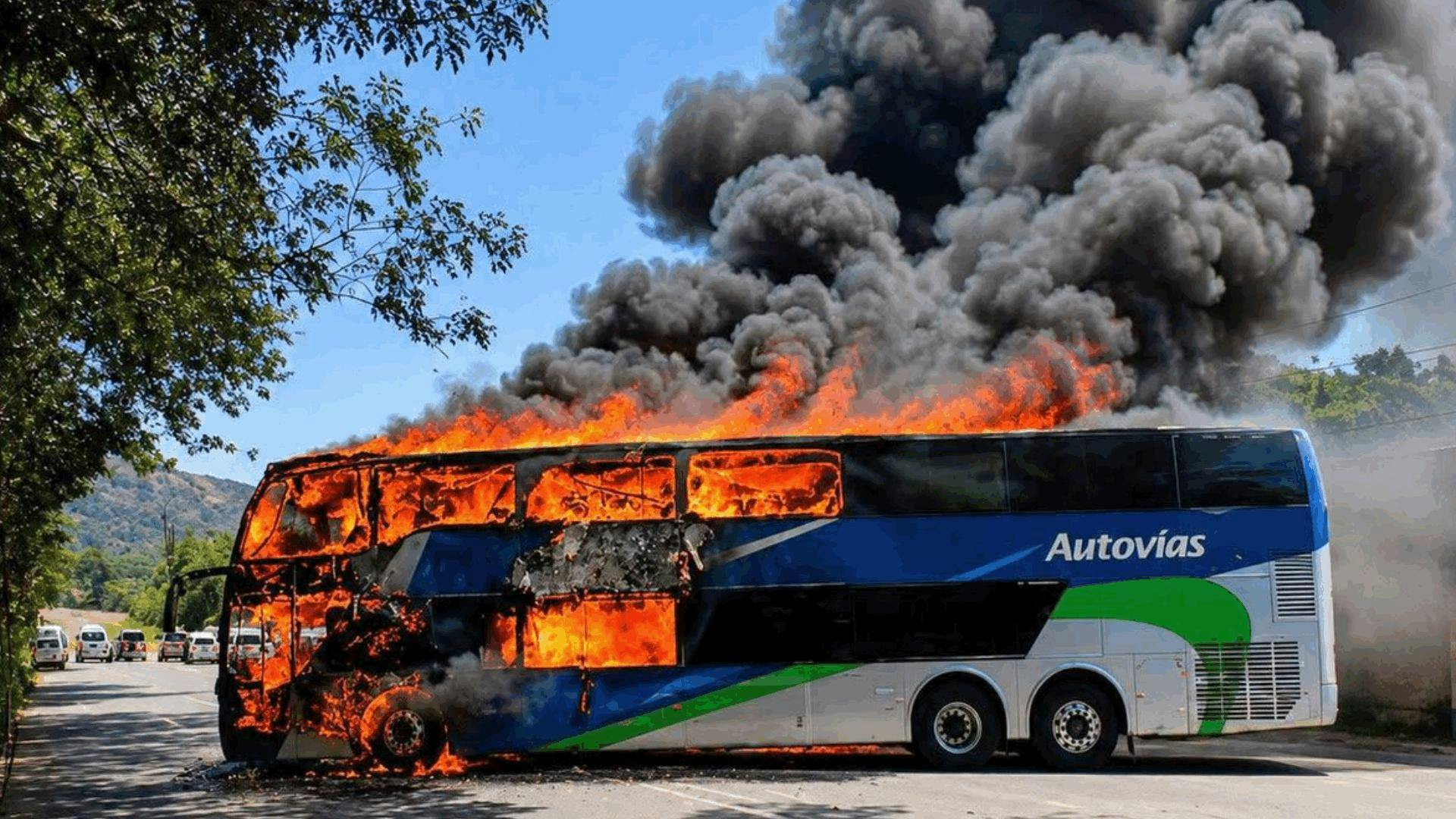 Operativo militar en Zitácuaro: capturan a cinco presuntos integrantes del CJNG tras bloqueos y vehículos incendiados