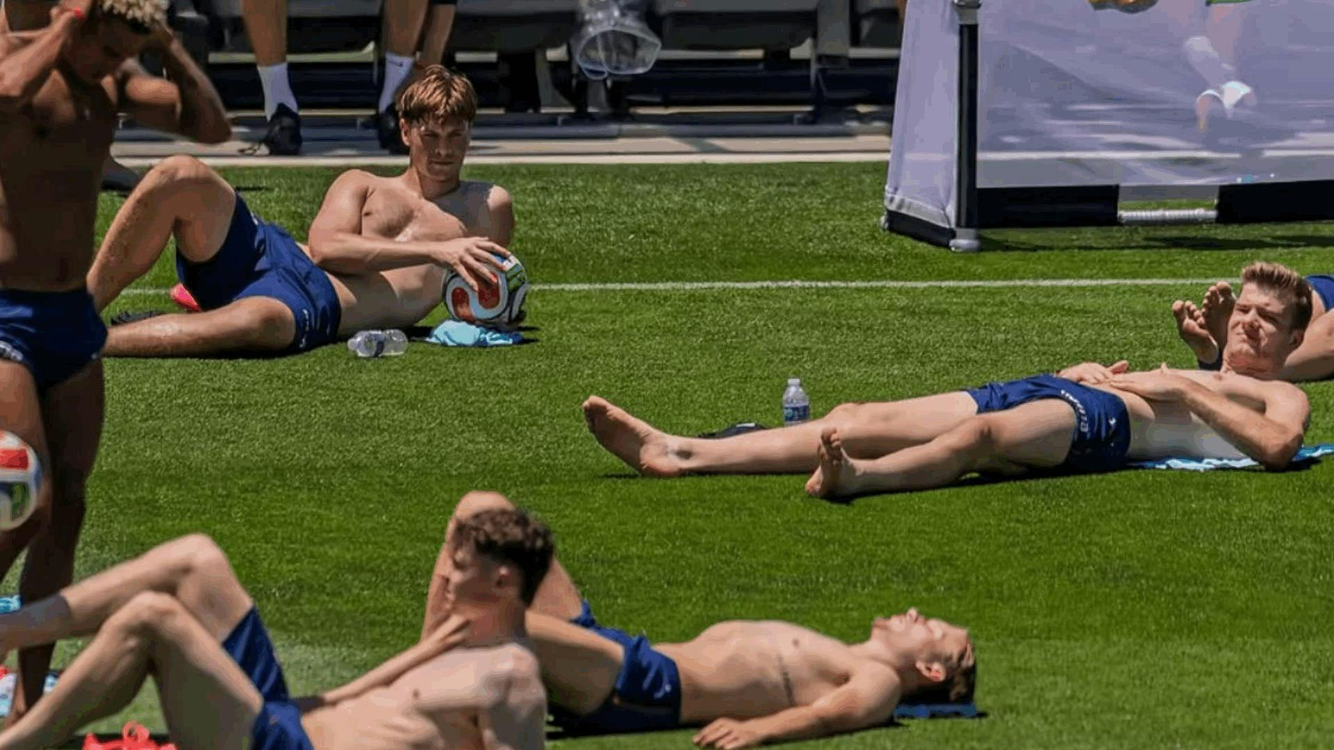 Calor extremo en EU sofoca a Noruega a días de su debut mundialista: Haaland y Ødegaard terminan agotados
