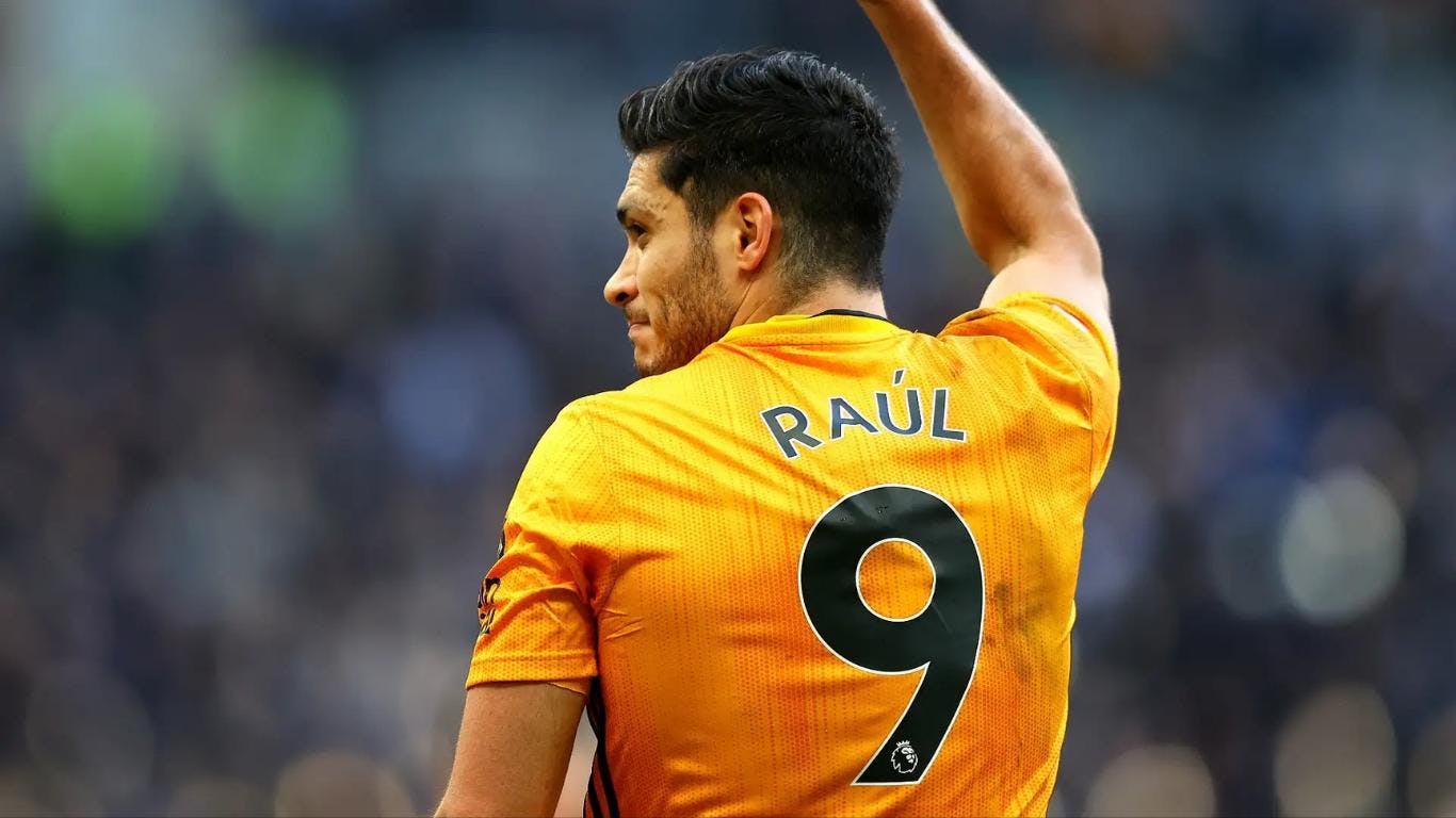 Prensa inglesa da como un hecho el regreso de Raúl Jiménez a los Wolves
