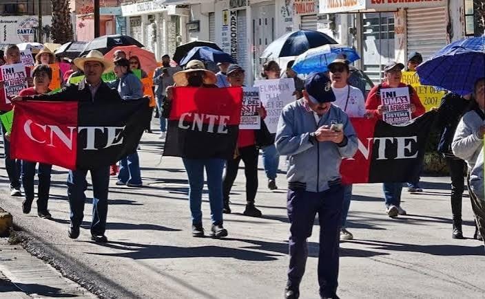 CNTE toma la caseta de Tlalpan y libera el paso de vehículos hacia la CDMX
