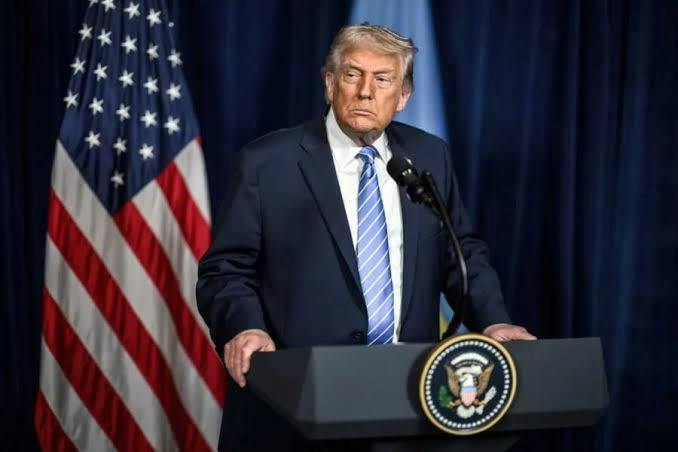 Trump insiste: “Los cárteles controlan México” y afirma que Sheinbaum está “muy asustada”