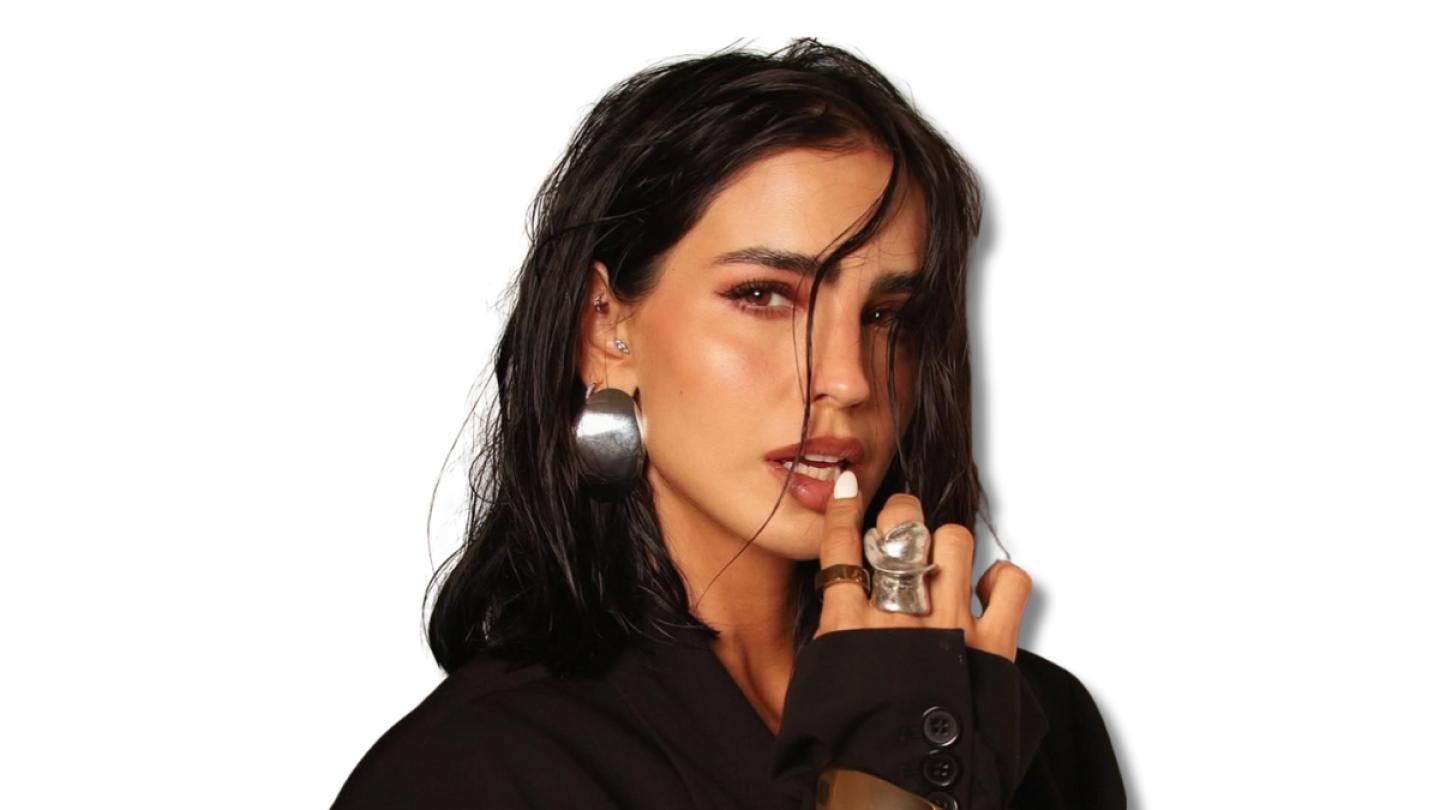 Bárbara de Regil es hospitalizada tras beber cloro por accidente