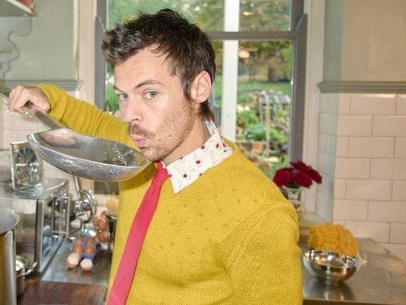 Harry Styles despide su residencia en México financiando una tradicional degustación para sus seguidores